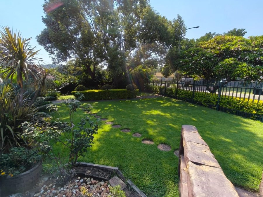 4 Bedroom Property for Sale in Safari Gardens North West